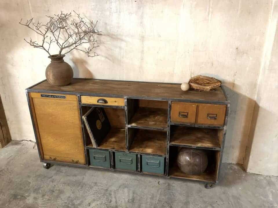 Industrial Kommode / Sideboard. frachtraum1